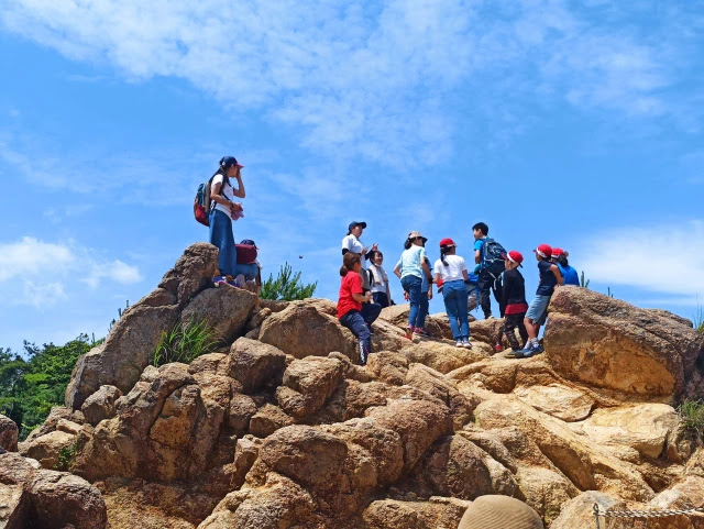 image from Rokko Mountain Climbing - Rock Garden
