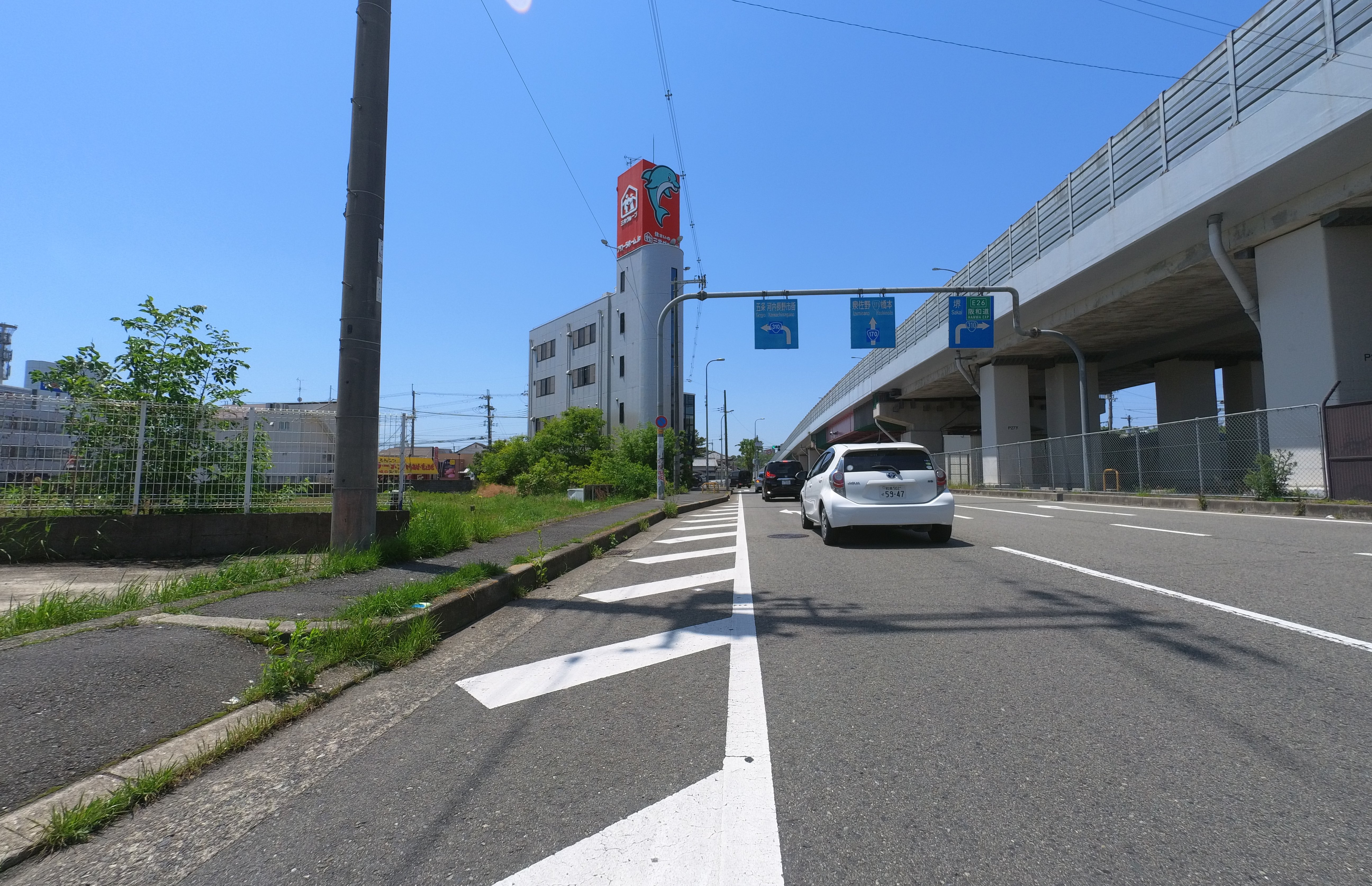 Road just before the goal